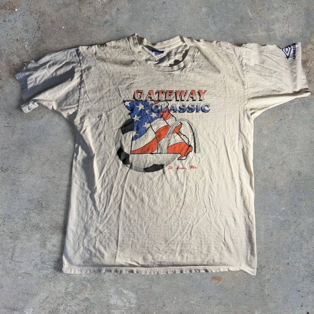 Vintage Umbro Gateway Classic St. Louis USA '94 Soccer Graphic T-Shirt XL